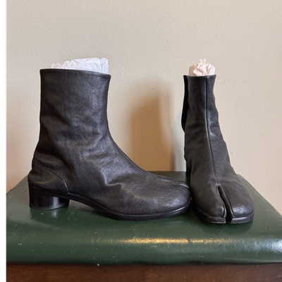 Maison Margiela Tabi Black Leather Ankle Boots 43 EU