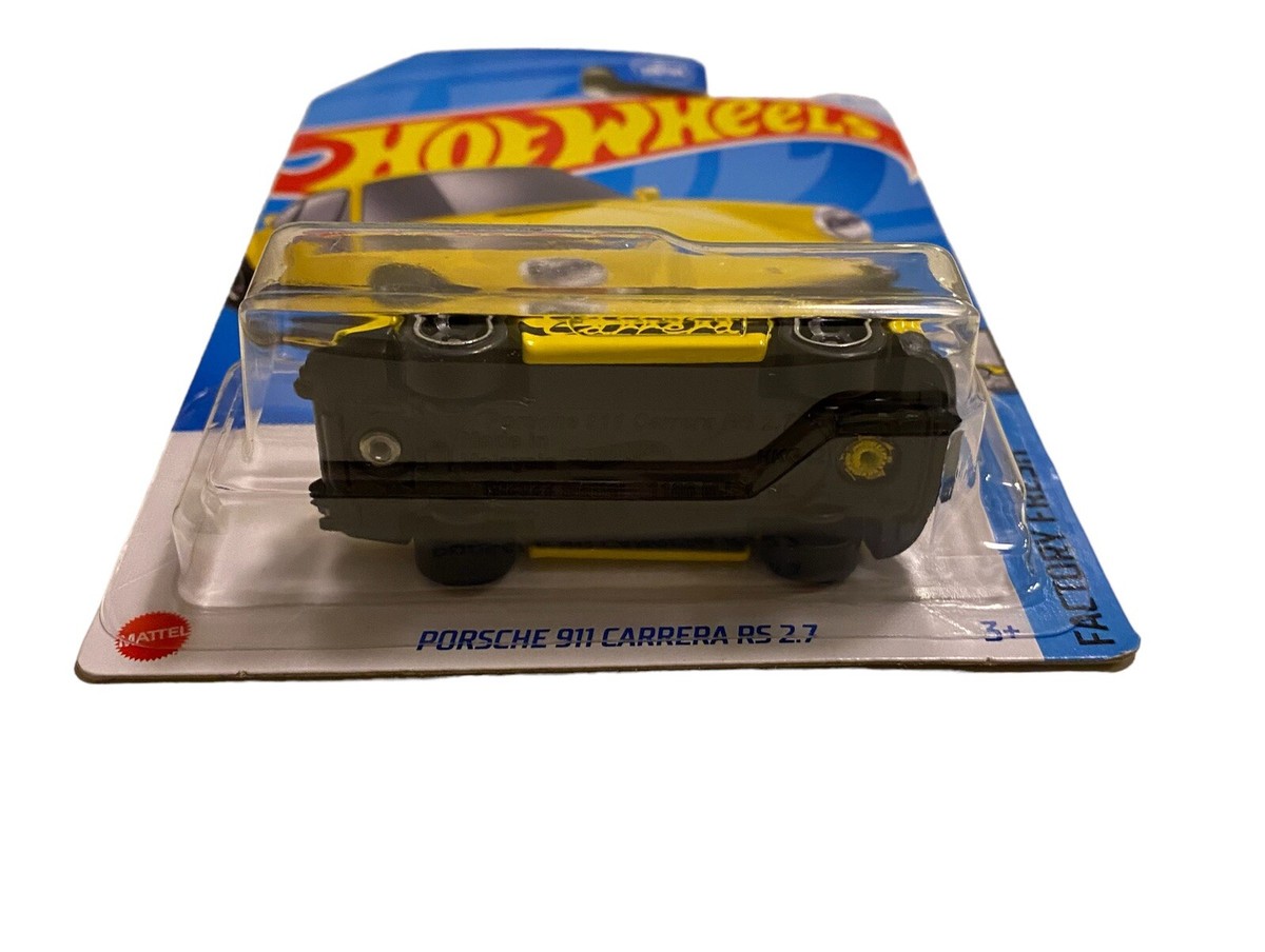 Hot Wheels 2024 #46 Factory Fresh Porsche 911 Carrera RS 2.7 – Modellino Giallo 1:64