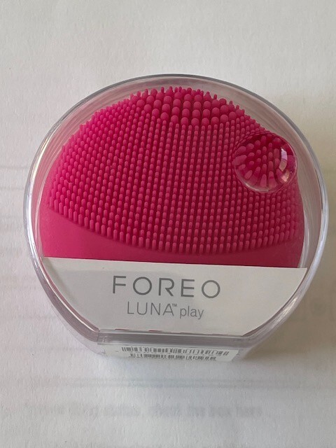 Foreo Sweden Luna™ Play Sonic Facial Cleanser & Massager Pink Sealed Free Ship