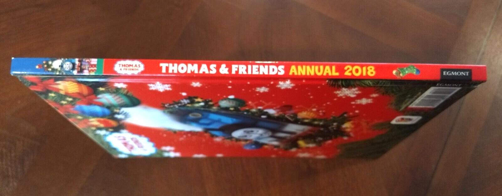 THOMAS THE TRAIN PEZ #1 TANK 2009 VTG & THOMAS THE TRAIN EGMONT 2018 ANNUAL BOOK