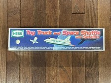 1999 Hess Truck NEW In Box Toy Truck And Space Shuttle With Satellite Vintage!!