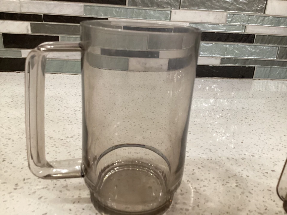 Tupperware tazas acrílicas gris humo, juego de 2 Foto 2 de 4