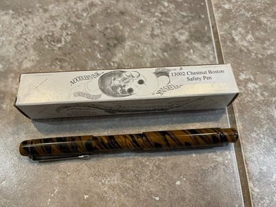 NOODLERS BOSTON SAFETY FOUNTAIN PEN, CHESTNUT SWIRL EBONITE, Flex Nib, Near Mint