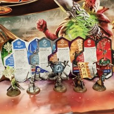 HEROSCAPE Crest of The Valkyrie Flagbearer Set 5 figures with cards NO DICE/BAGS