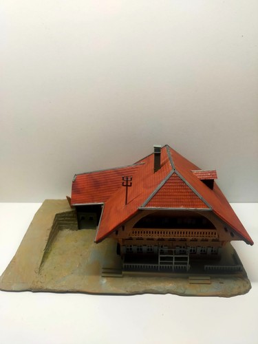 Kibri 37050 ferme de montagne grand chalet échelle N | Zustand: Occasion