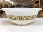 Vintage Pyrex 043 1.5 Qt White Milk Glass Casserole Bowl Olive Green Floral