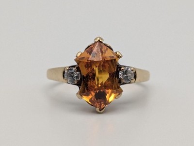 Vintage Ring 10 Karat Orange Birnenschliff Saphir Gold. Bernsteinfarbener Saphir & Topas