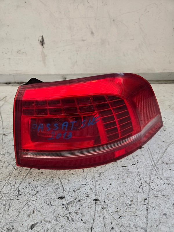 3AF945208B Fanale post. parte est. DX VOLKSWAGEN PASSAT (36) Alltrack2.0 TDI