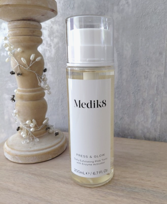 MEDIK8 PRESS & GLOW DAILY EXFOLIATING PHA TONIC 200ML FULL SIZE NEW & GENUINE