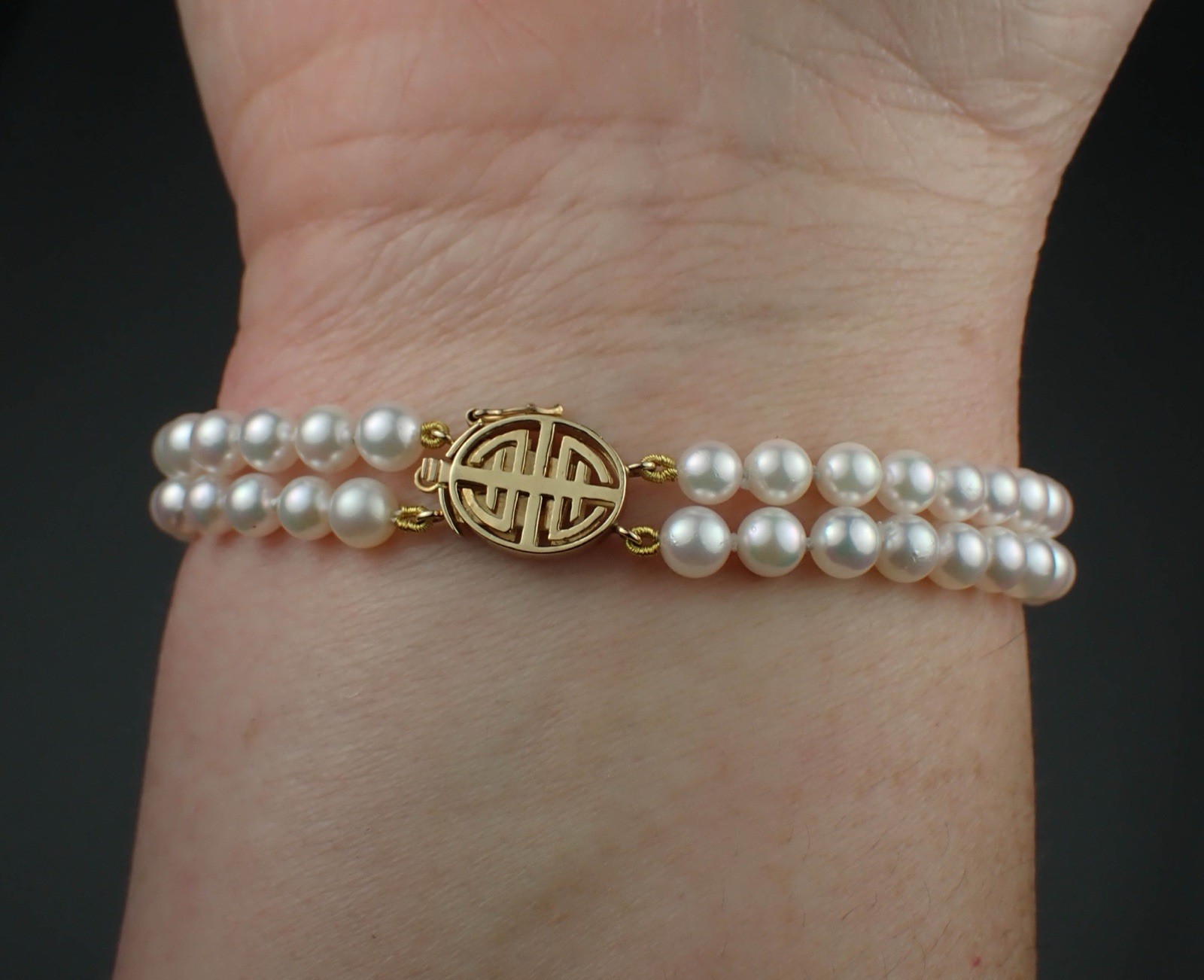 14k Solid Gold White Pearl Double Stranded 7.25 I… - image 3