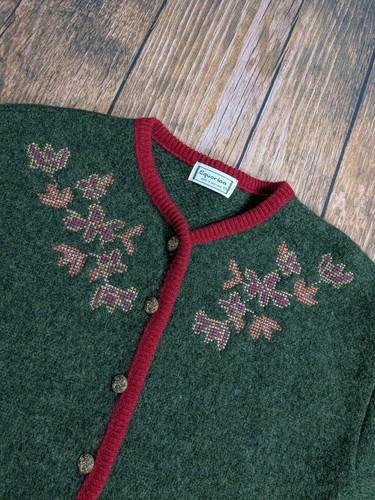 Vintage Equorian Hand Knit Cardigan 100% Shetland Wool Green Floral Womens Large - Picture 2 of 14