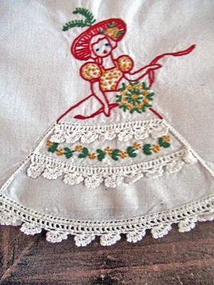 Pair Vtg Pillowcases Std Handmade Lace Embroidered Southern Belle Red Hat