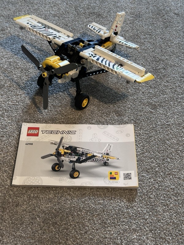 LEGO Technic 42198 Bush Plane Building Set Age 8+