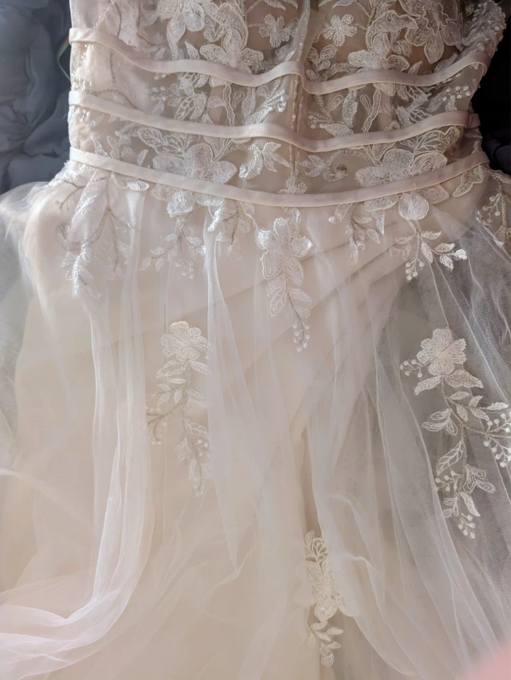 Vestido de Novia Maggie Sottero "Raelynn" Nuevo con Etiquetas Romántico Línea A Talla 12 Foto 4 de 4