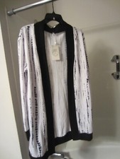NWT women's long sleeve cardigan Floral Blooming Size M Black/white colors