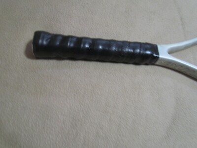 Raquette De Tennis Wilson Sting Graphite Titane - Taille De Grip 4 3/8”, Neuve