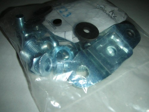 RITTAL 1590.000 Montagewinkel-Set fÃ1/4r Wandmontage KL EB BG EL GehÃ¤use  - Bild 4 von 6