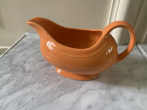 GRAVY BOAT/SAUCEBOAT tangerine orange FIESTA WARE