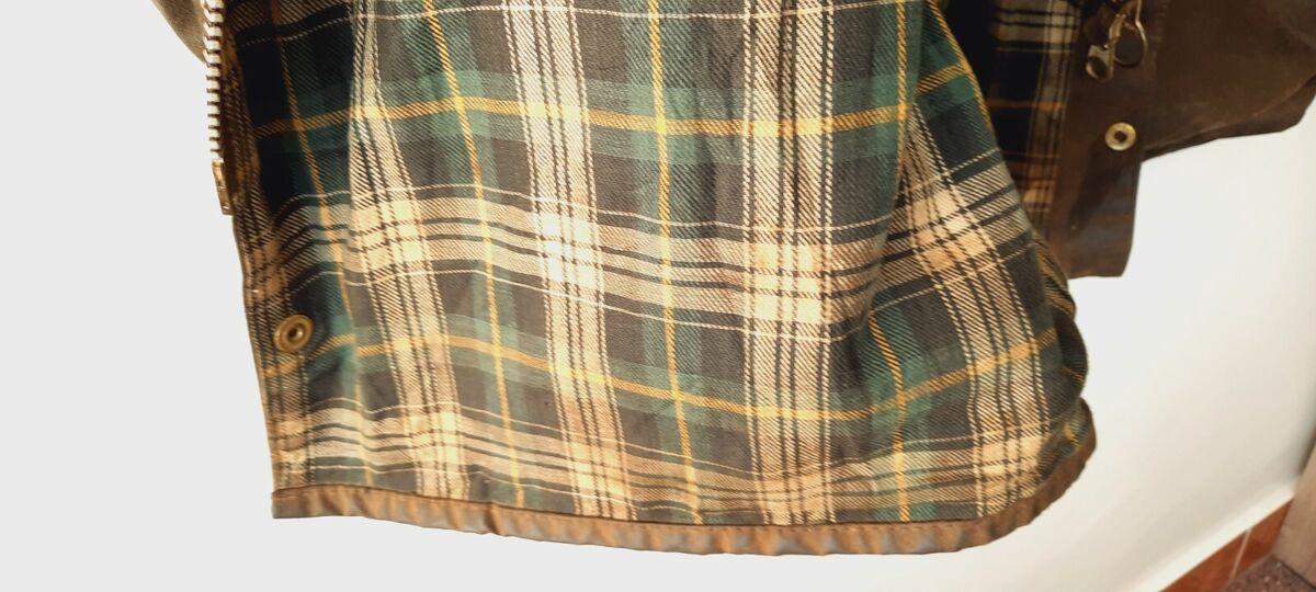 80s vintage barbour Beaufort wax jacket 2 crest & hood A128 80s vintage barbour Beaufort wax jacket 2 crest & hood A128