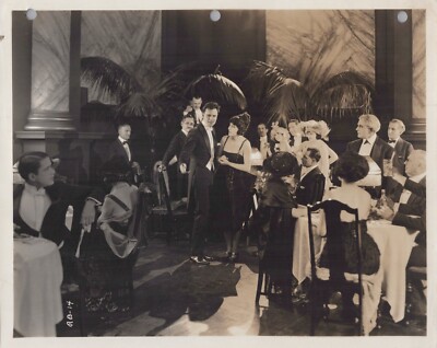 Unknow Actress + Unknow Actor from movie scene (1920s) Silent Film Photo K 405