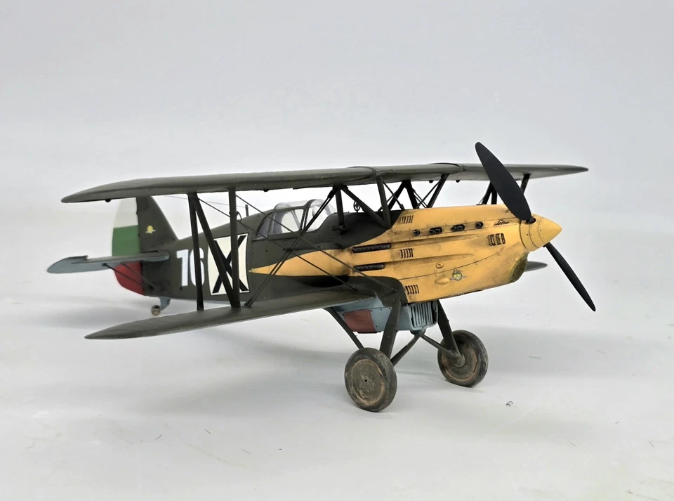 AVIA B.534 in 1/32 Bulgarian Air Force  - Bild 2 von 4