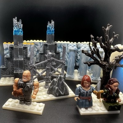 Mega Bloks Narnia Ice Castle Rescue 2205 Pieces Manual Book Base Susan Lucy Ogre