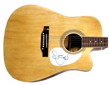 Jennifer Love Hewitt Signed Autographed Acoustic Guitar