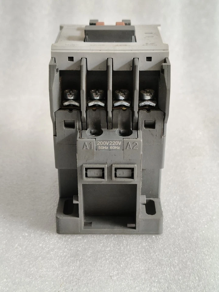 LS-MR-43A1B CONTROL RELAY 4POLE 200-220VAC FREE FAST SHIPPING - Image 2 of 4