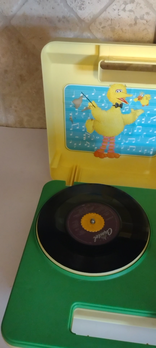 Vintage 1983 Fisher-Price Sesame Street Record Player #816 Big