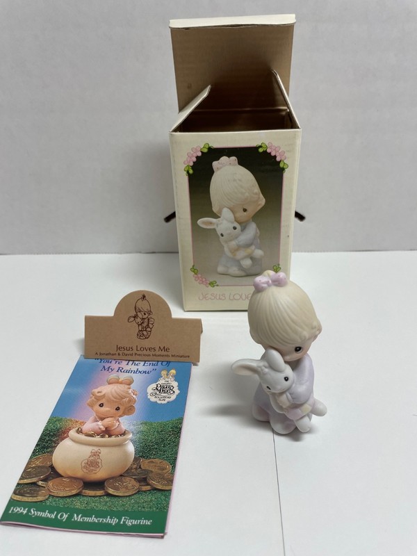 Precious Moments; Jesus Loves Me, girl with bunny