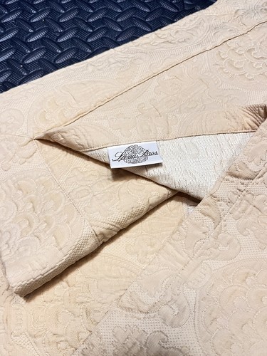 Sferra Bros Pillow Cover Ivory Victorian Pattern Egyptian Cotton 31x31” - Picture 4 of 7