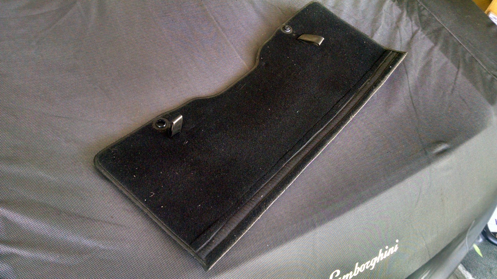 LAMBORGHINI MURCIELAGO LP640 FRONT TRUNK CARPET COVER TRIM OEM 410806547