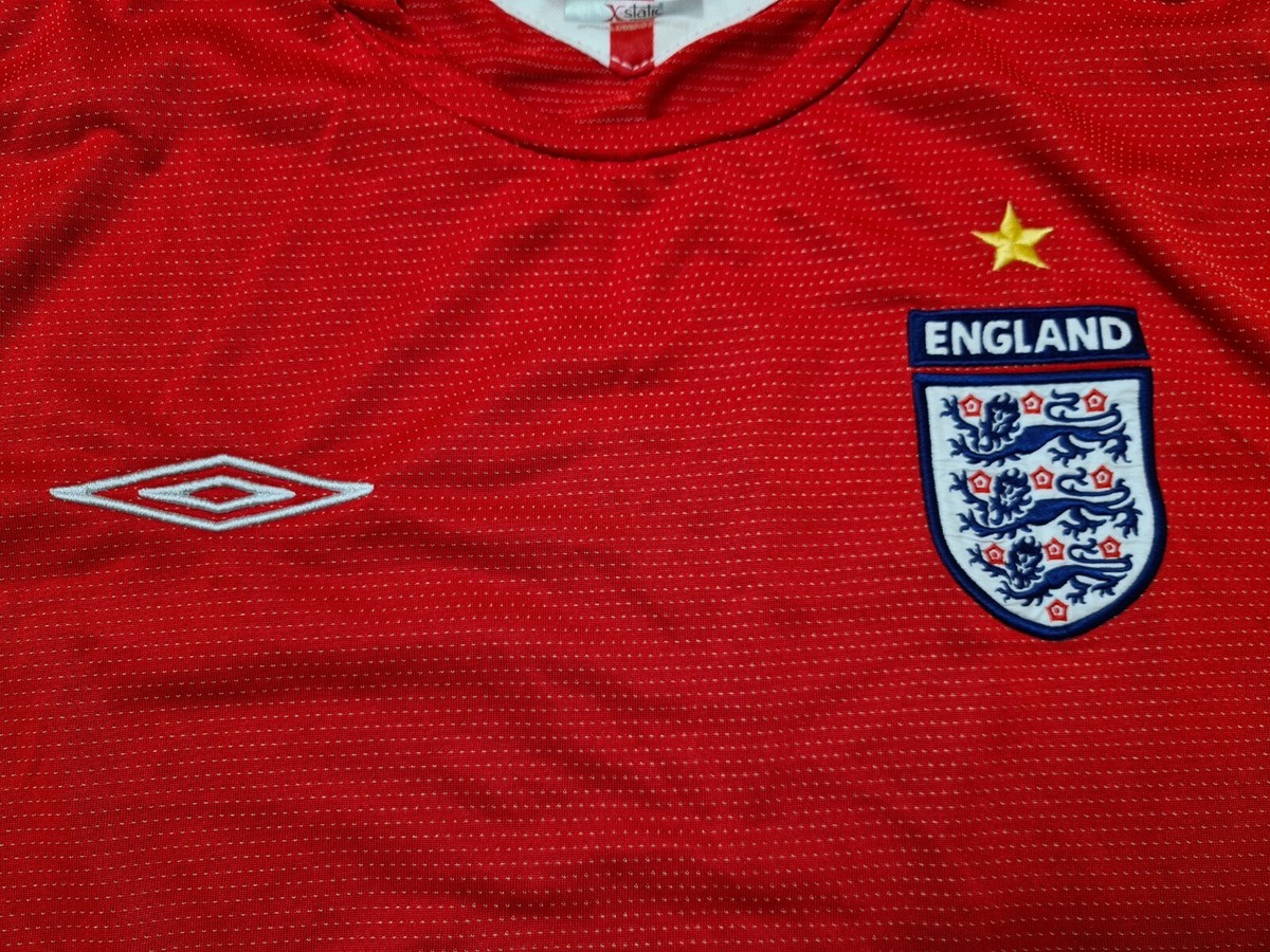 ENGLAND 2004 2006 AWAY FOOTBALL SHIRT SOCCER JERSEY RED szM UMBRO