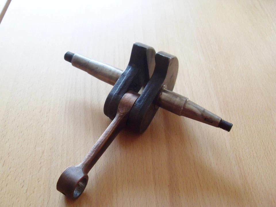 Vilebrequin Dolmar CC 109, 110, 116, 117 (109120030) - Photo 1/1