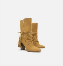 ZARA STIVALETTI SCAMOSCIATI COLOR SABBIA CON TACCO E NAPPE TAGLIA UK 37 EU 37 US 6,5