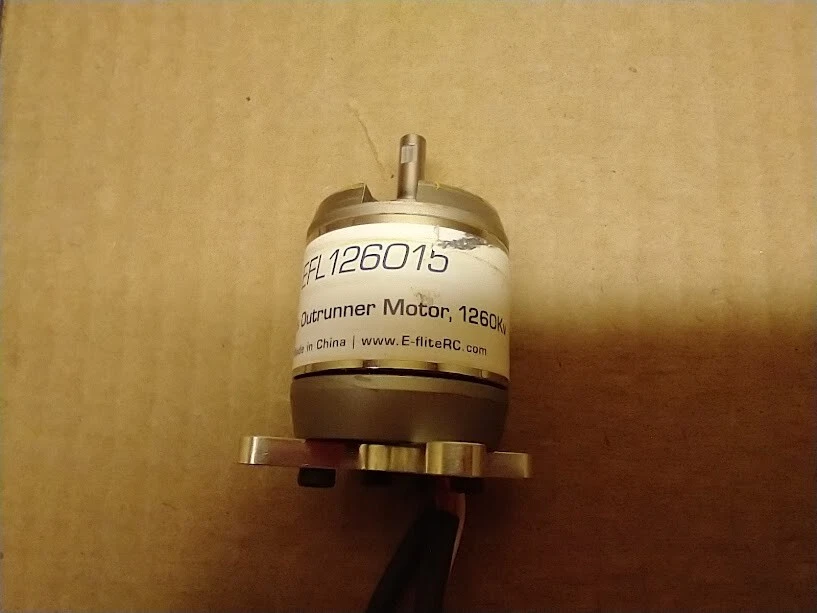 Piezas E-flite, piezas V900, motor, BL 15 r 1260kV, EFLM126015 Foto 2 de 4