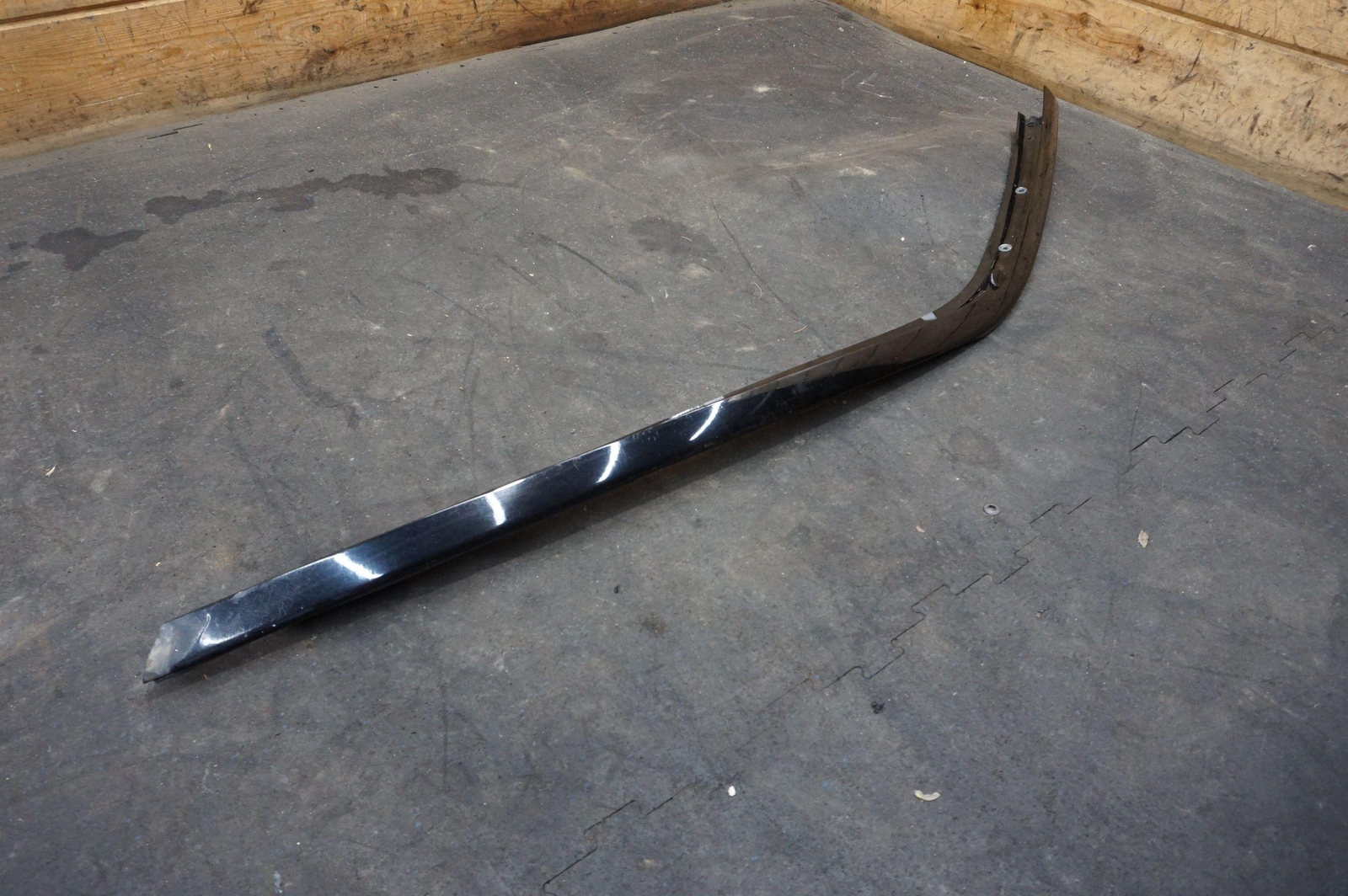 Rear Right Exterior Roof Trim Molding OEM 72420-SL0-003ZC Honda Acura NSX 93-94