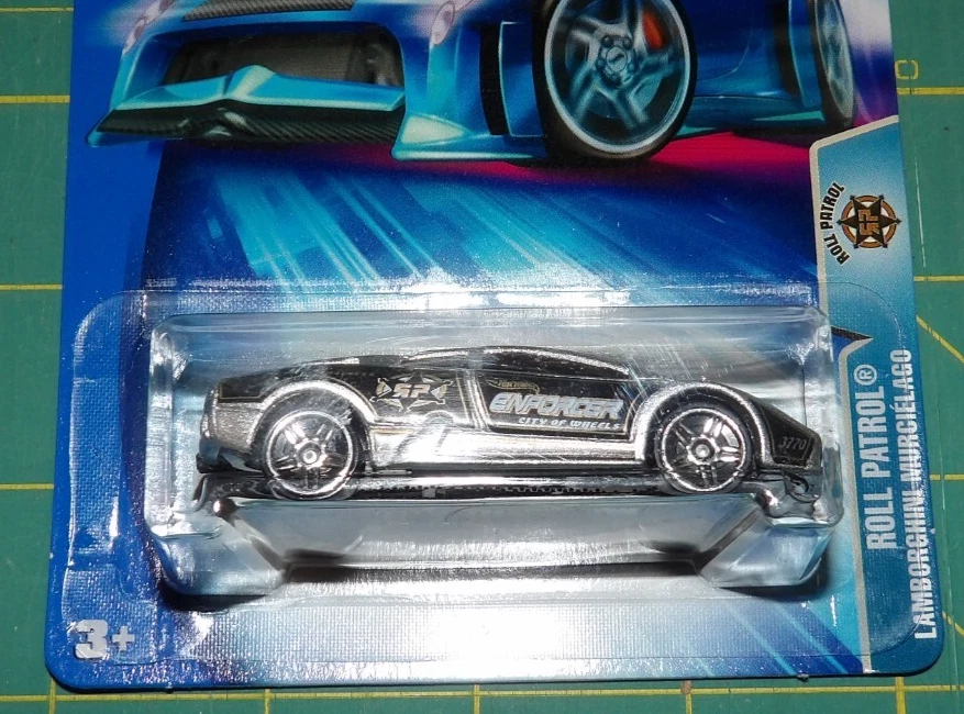 2X - Hot Wheels Roll Patrol 2004 - Lamborghini Murcielago y caja de surf Foto 3 de 4
