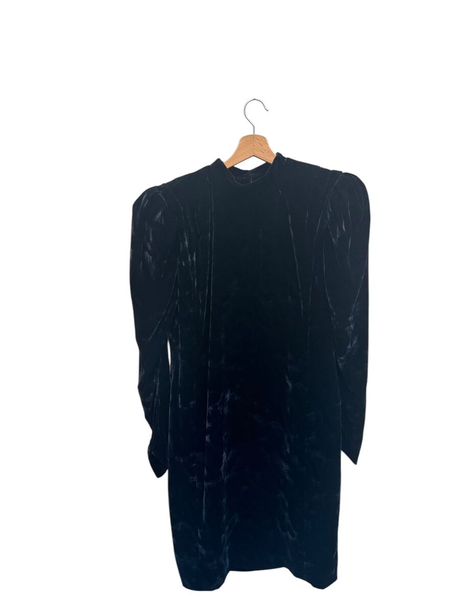 Yves Saint Laurent Vintage Black Velvet Dress Size 38 / M | eBay Yves Saint Laurent Vintage Black Velvet Dress Size 38 / M | eBay