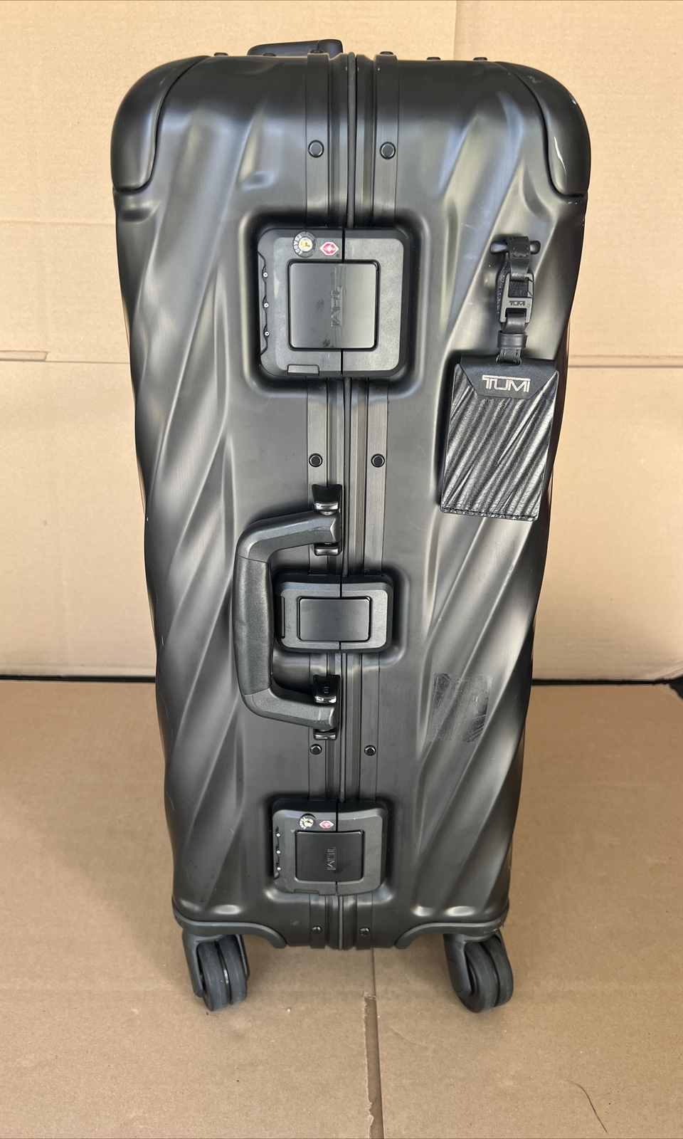 Tumi 19 Degree Aluminum Short Trip Case Black Aluminum 36864 $1395