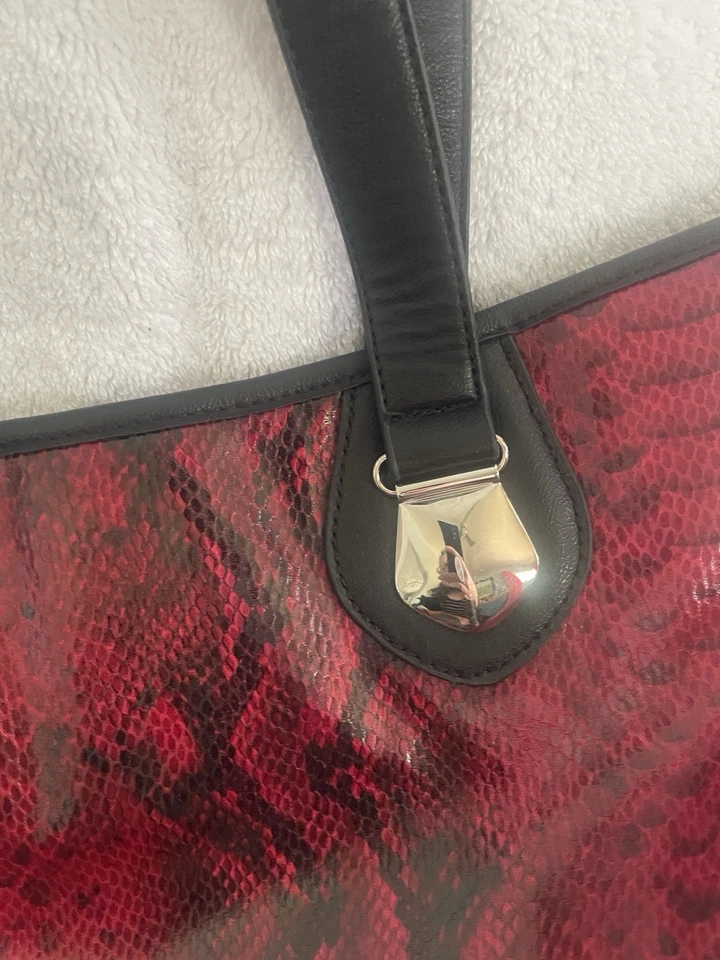 Apt. Bolso de Mano/Bolso de Hombro 9 Serpiente Roja ~ Nuevo con Etiquetas Foto 3 de 4