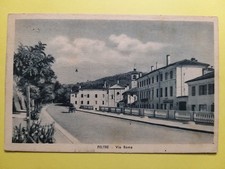 Feltre (Belluno). Via Roma.