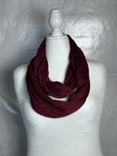 Sparkly Burgundy Knit Infinity Scarf — Pre-Owned Excellent Condition