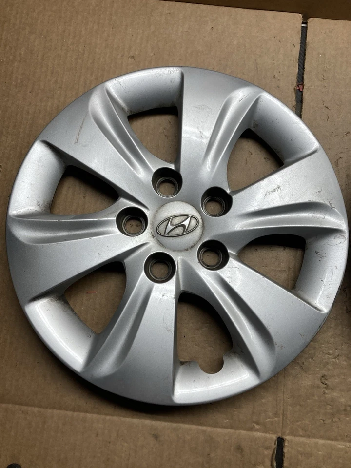 OEM 2011-2016 HYUNDAI ELANTRA 15 PULGADAS CUBIERTA DE RUEDA TAPACUBOS PAR 52960-3X000 #E9 Foto 2 de 4