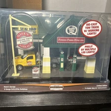 Menard's Dave's Garage Quaker State 279-3987 O scale use with Lionel