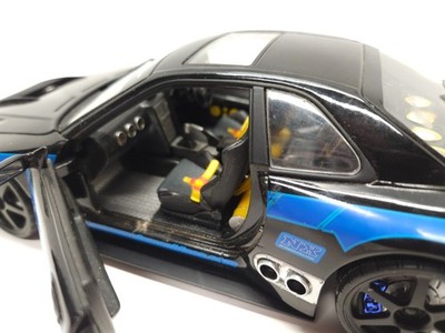 マッスルマシーン 1/18 日産 スカイラインクーペ V35 NISMO Muscle