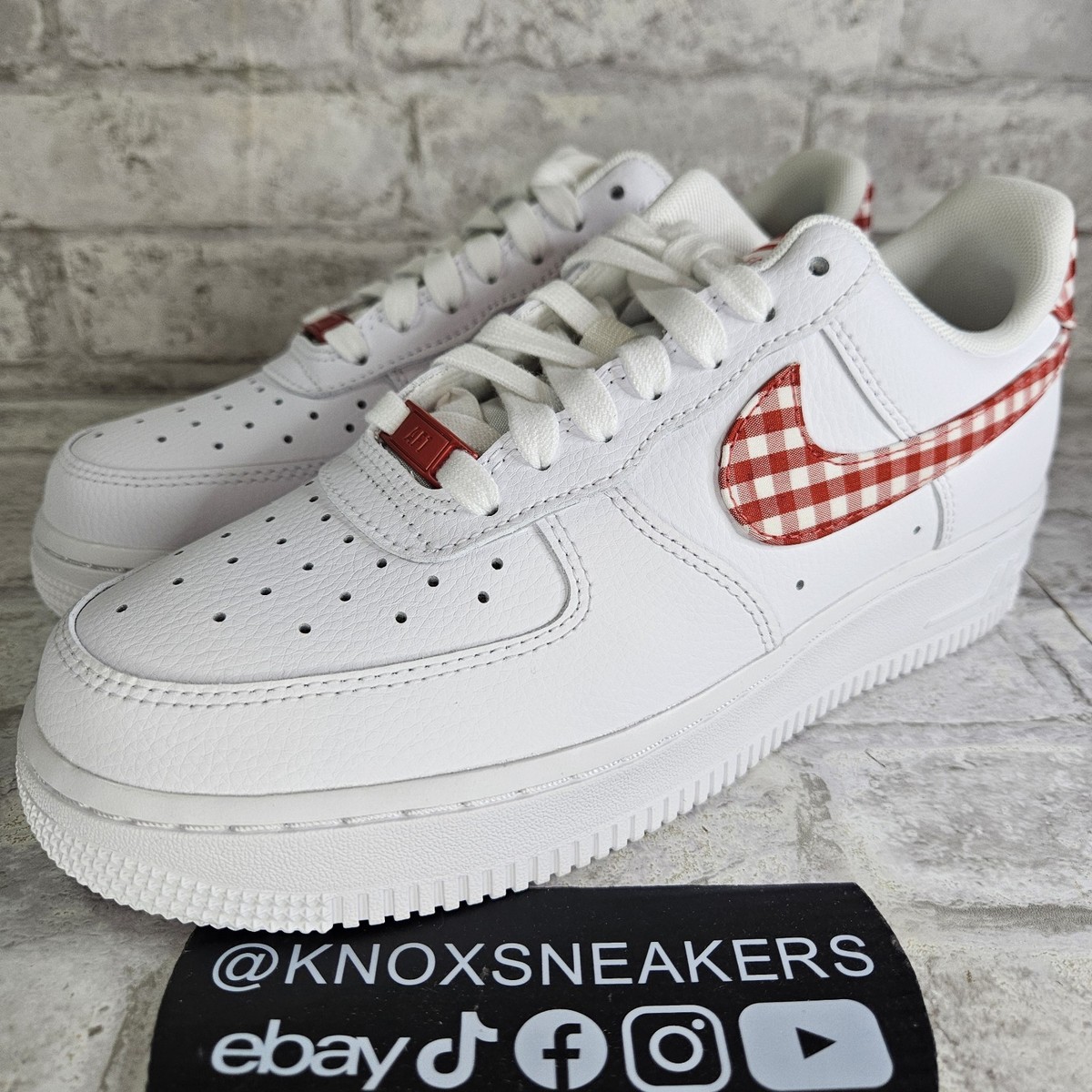 ★関税込★Nike★NIKE AIR FORCE 1 LOW(W)MYSTIC RED★22-26cm★ Nike Air Force 1 '07 Ess Low Mystic Red Gingham W DZ2784-101