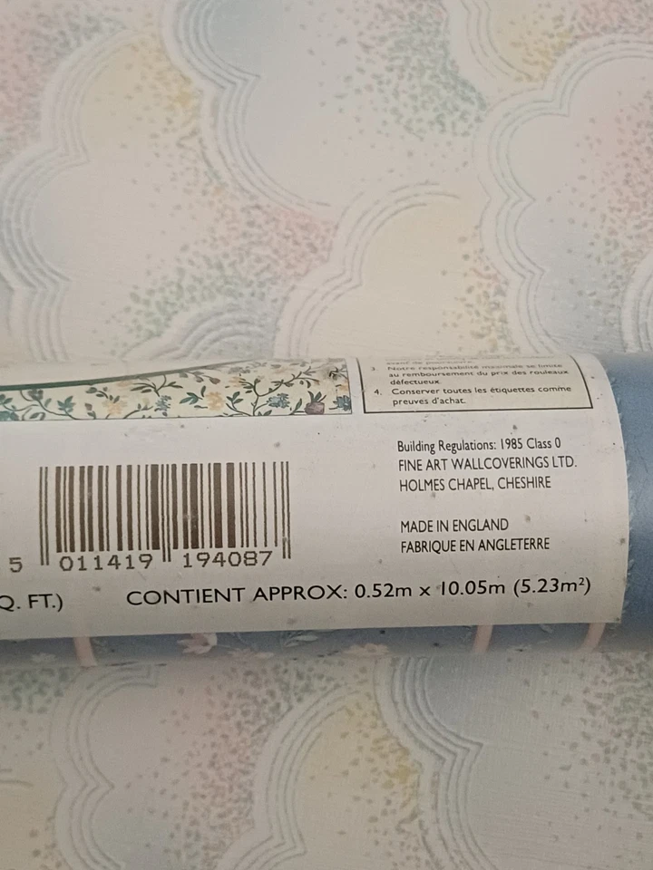 Papel pintado de vinilo bellas artes miniaturas vintage años 80 azul Ditsy floral cabaña sellado - Imagen 4 de 4