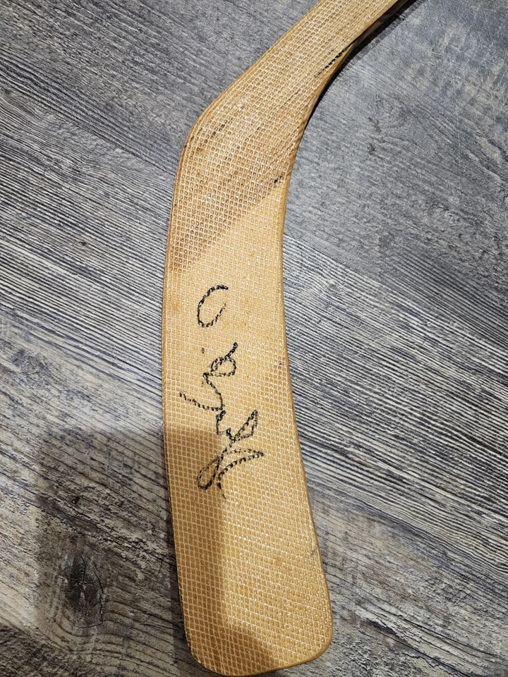 Palo de hockey autografiado por Valeri Bure certificado de autenticidad JSA Foto 2 de 4