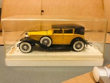 1/43 VINTAGE SOLIDO #4455 CORD L 29 YELLOW AND BLACK